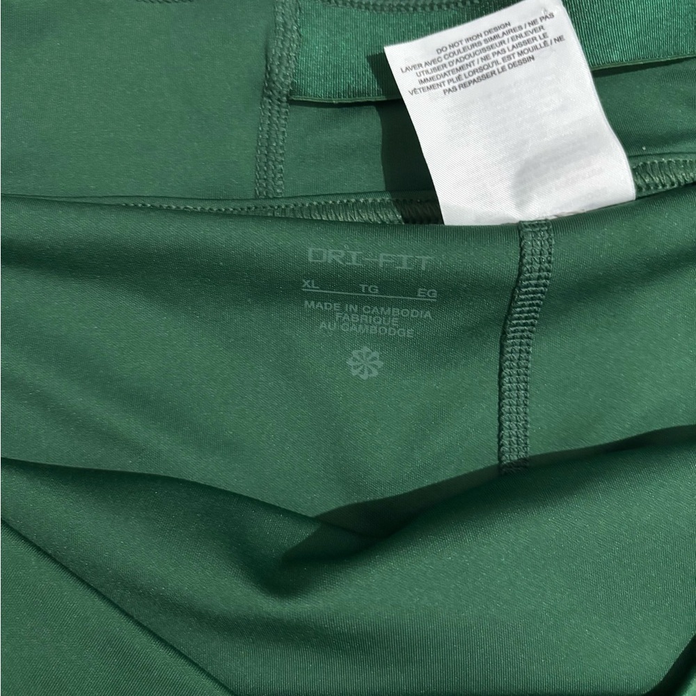 🍎🍎SOLD🍎🍎 NIKE Women’s Dri-FIT Victory Flouncy Tennis Skirt Green, XL - Picture 2 of 5
